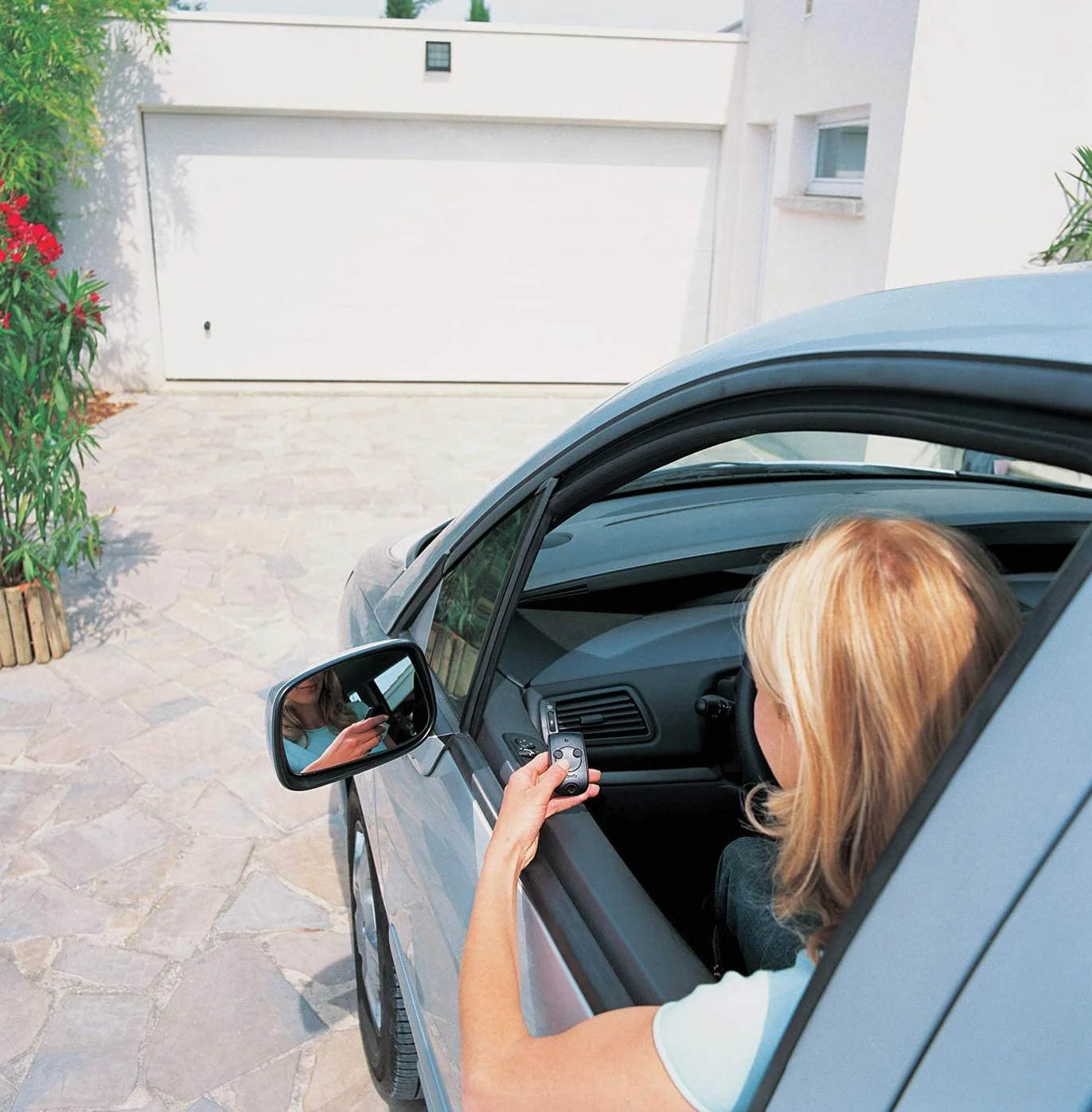 Somfy Télécommande Keytis RTS 2 canaux pour portails et portes de garage