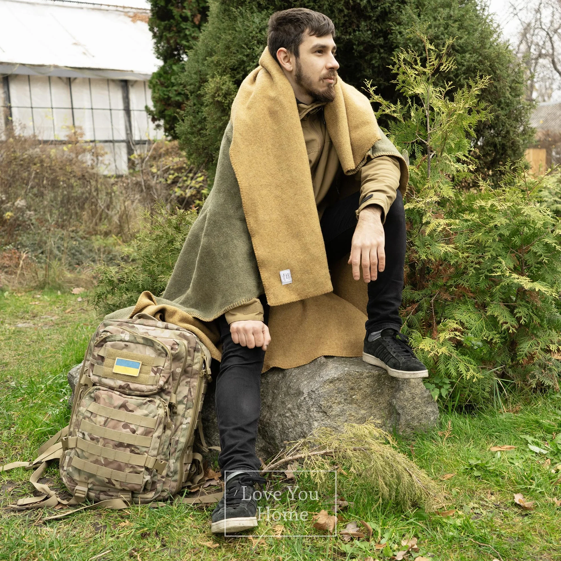 LYHome Plaid Laine Merinos - Couverture pour Canape Lit 1 Personne, Couvertures Accessoires Exterieur de Camping Militaire Voyage et Armee, Hiver Chaud 150x215 cm, Moutarde - Vert Olive Réversible